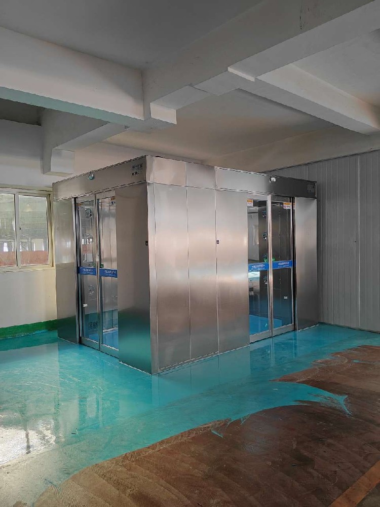 上海感應(yīng)移門風(fēng)淋室可以設(shè)計成L型嗎?